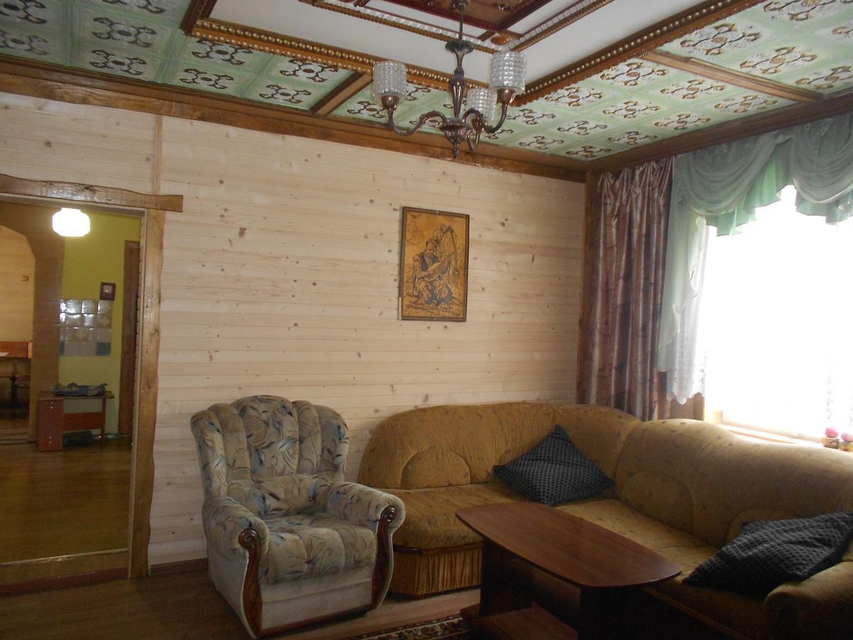 Sadyba Karpatskyi Vedmid Kossiw Exterior foto